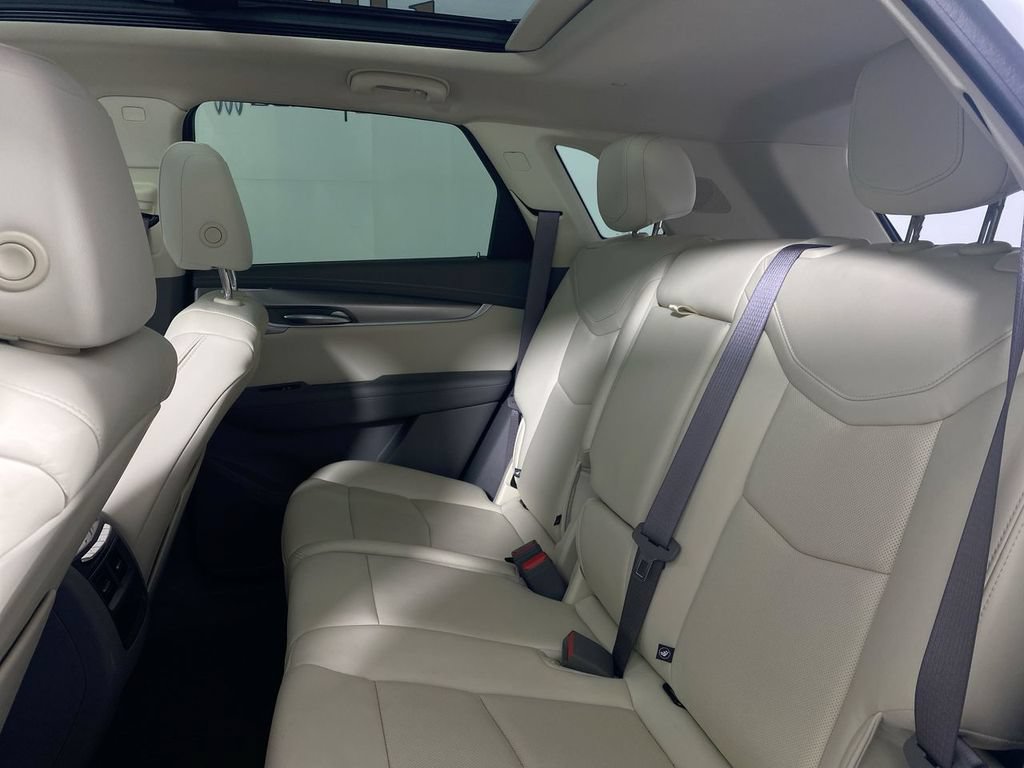 Certified 2024 Cadillac XT5 Premium Luxury w/ Technology Package AWD/4WD image 22