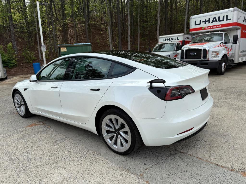 Used 2022 Tesla Model 3 Standard Range Plus image 7