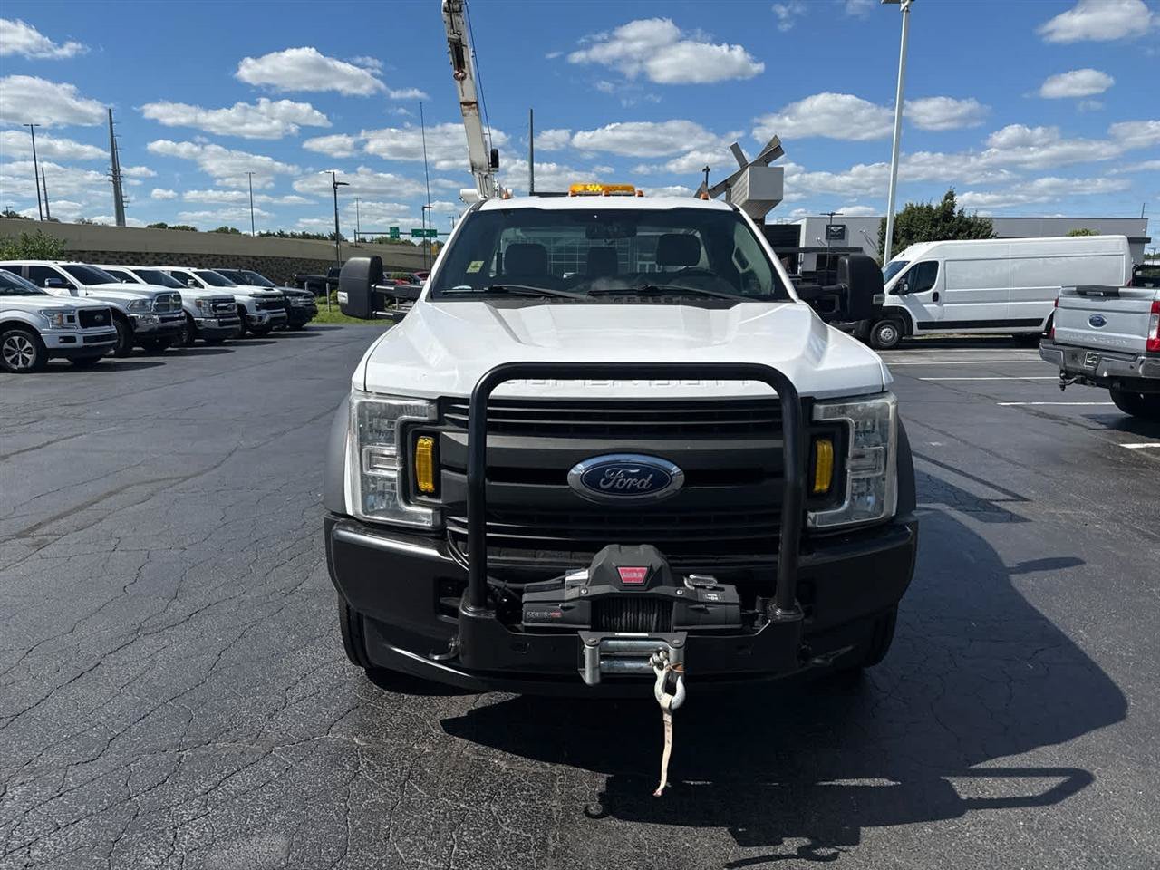 Used 2017 Ford F550 4x4 Regular Cab Super Duty image 3