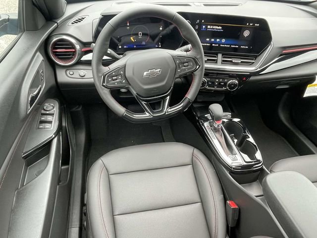New 2026 Chevrolet Trax RS w/ Sunroof Package FWD image 11