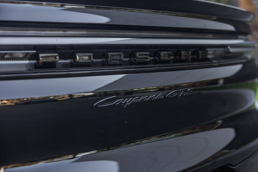 Certified 2025 Porsche Cayenne GTS image 28