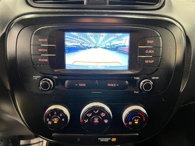 Used 2019 Kia Soul FWD image 17