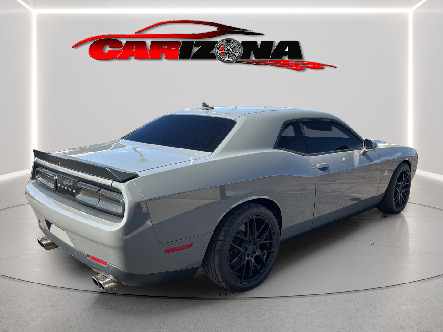 Used 2017 Dodge Challenger R/T Scat Pack w/ Driver Convenience Group RWD image 11