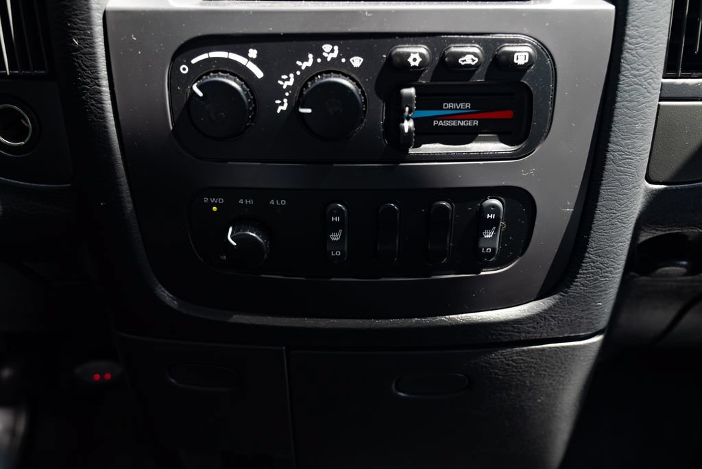 Used 2005 Dodge Ram 2500 Truck SLT AWD/4WD image 17