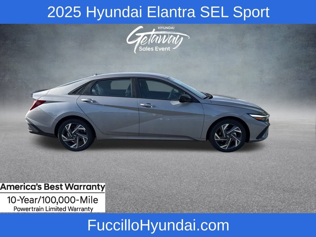 New 2025 Hyundai Elantra Sport image 5