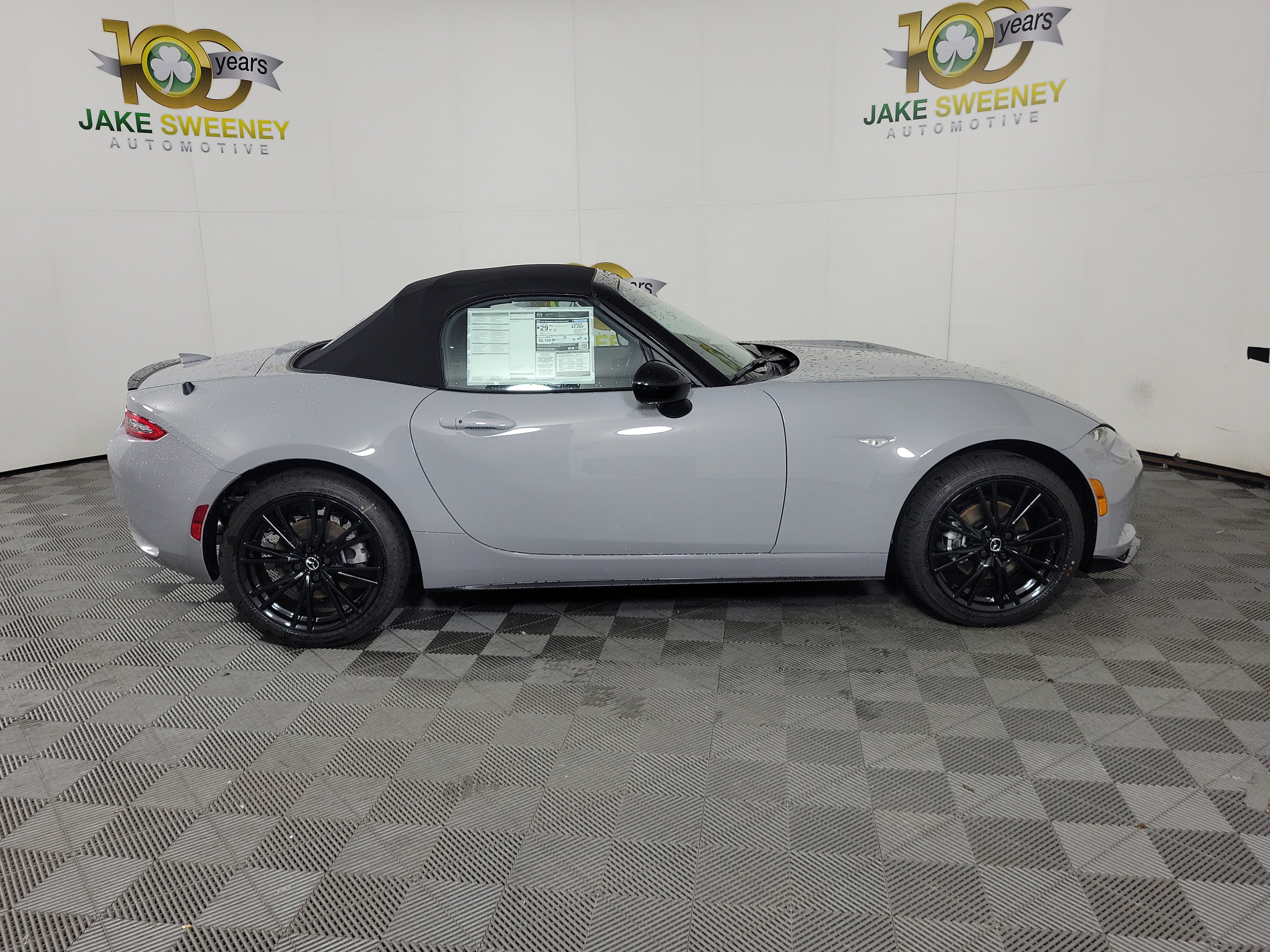 New 2026 MAZDA MX-5 Miata Club w/ Weather Package RWD image 10
