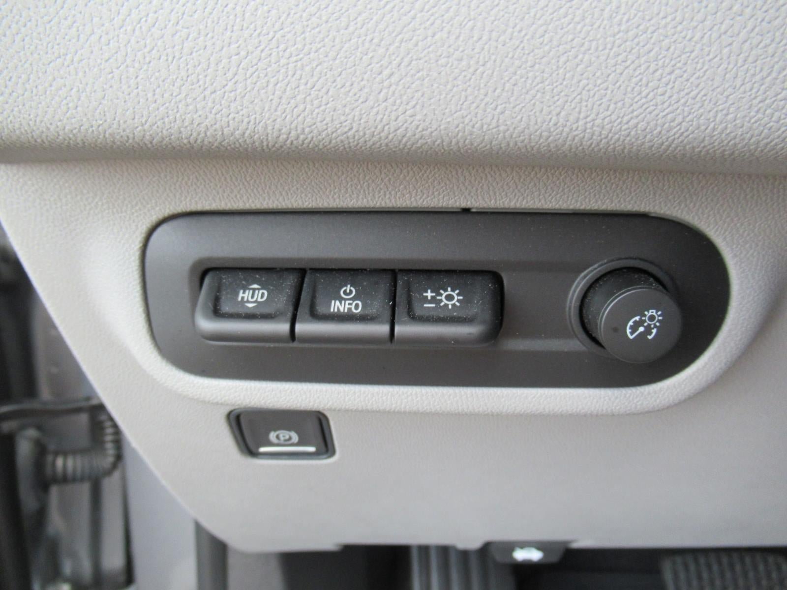 Used 2024 GMC Terrain SLT w/ Infotainment Package II FWD image 19