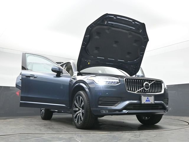 Used 2023 Volvo XC90 B5 Core w/ Climate Package image 54