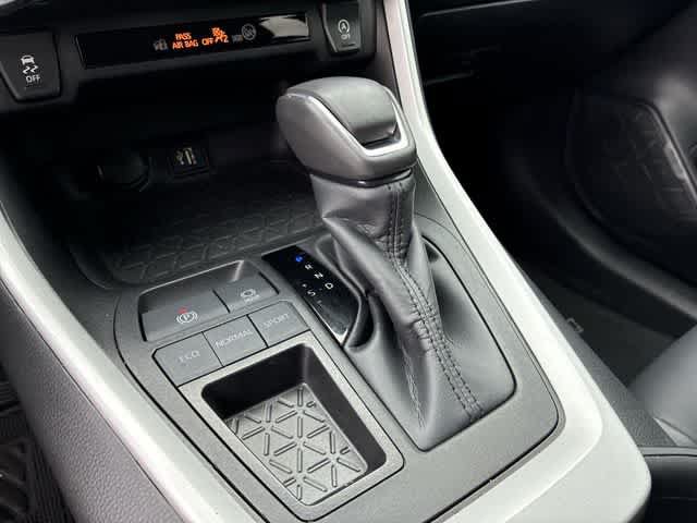 Used 2023 Toyota RAV4 XLE Premium FWD image 35