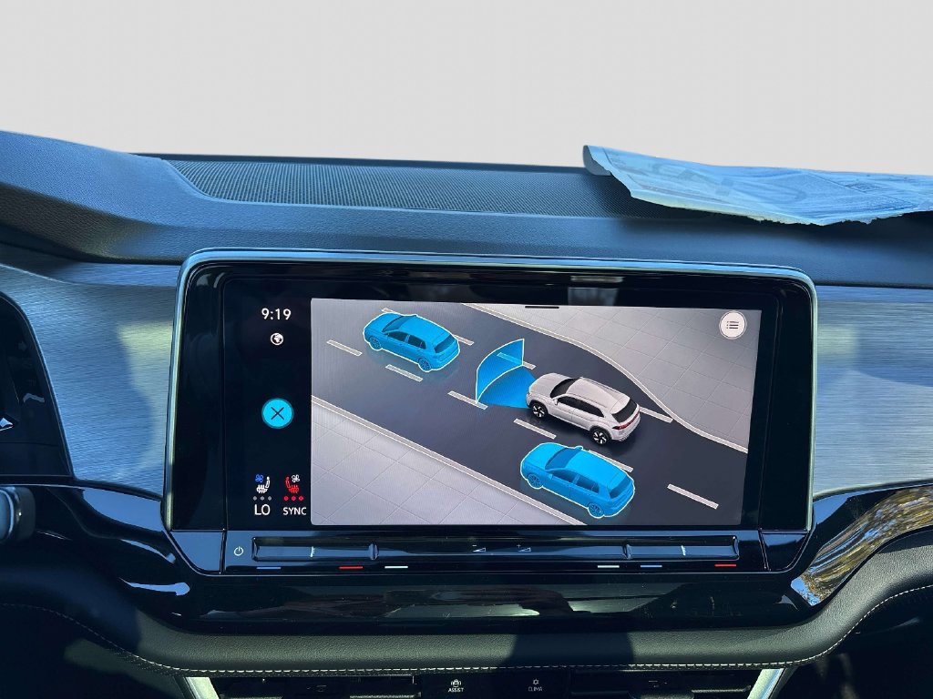 New 2026 Volkswagen Atlas Cross Sport SE AWD/4WD image 13