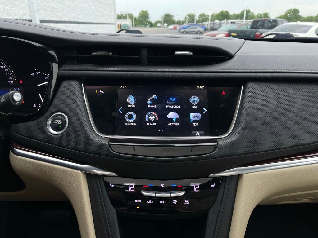 Used 2017 Cadillac XT5 Luxury w/ Driver Awareness Package FWD image 25