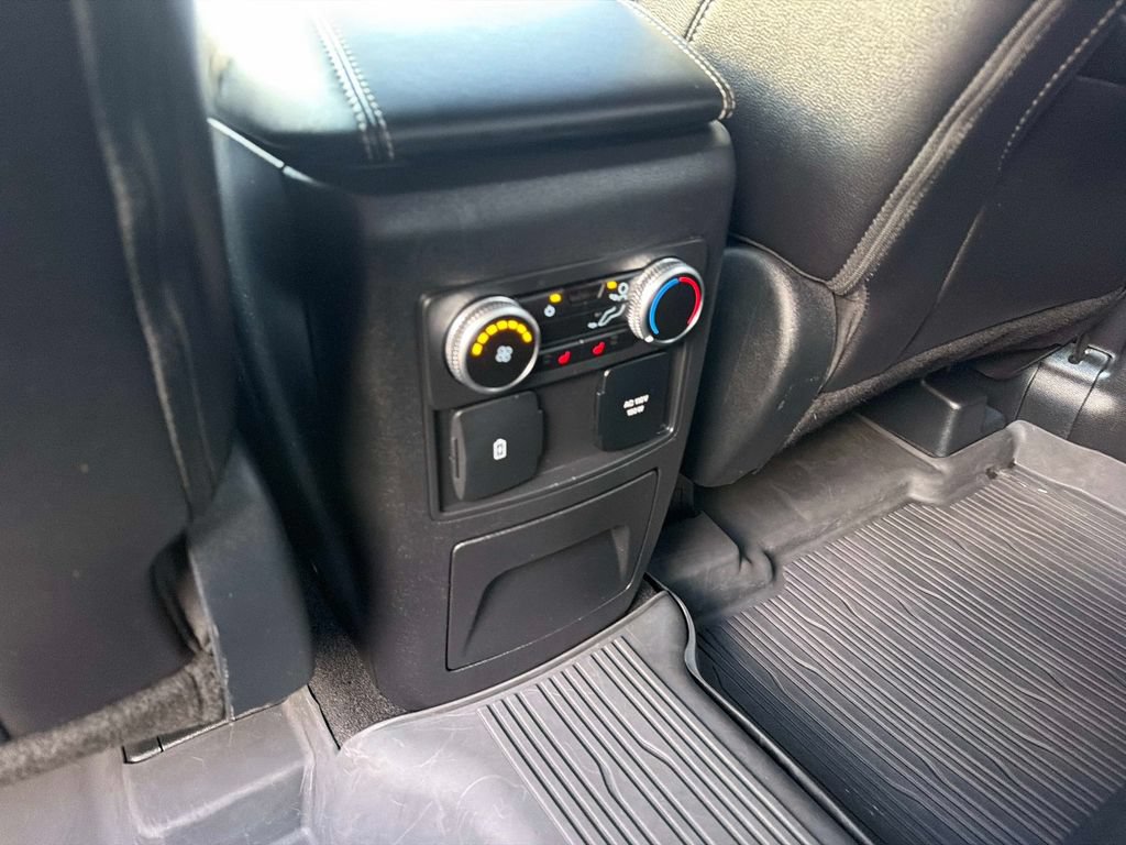 Used 2024 Ford Explorer ST w/ Equipment Group 401A AWD/4WD image 17