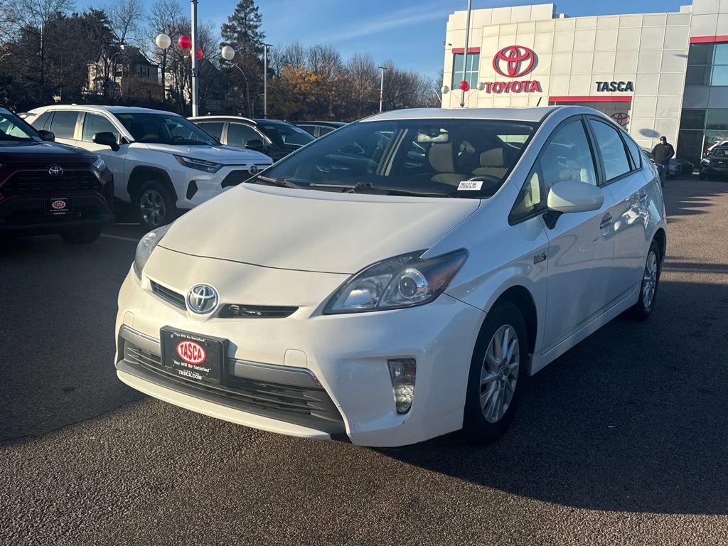 Used 2013 Toyota Prius Prime Plug-In Hybrid image 3