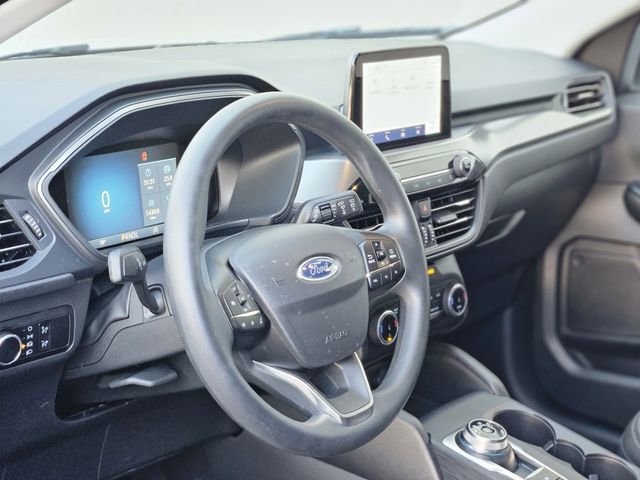 Used 2025 Ford Escape Active AWD/4WD image 12