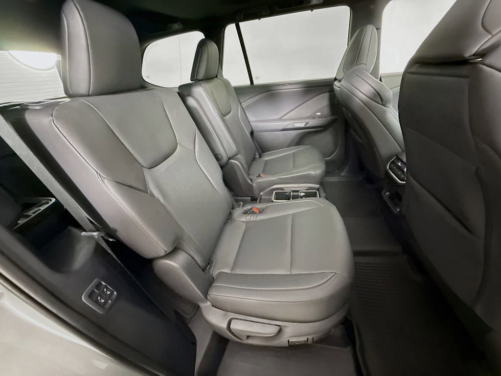 Certified 2025 Lexus TX 350 AWD w/ Technology Package image 28