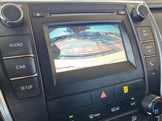 Used 2016 Toyota Camry SE image 11