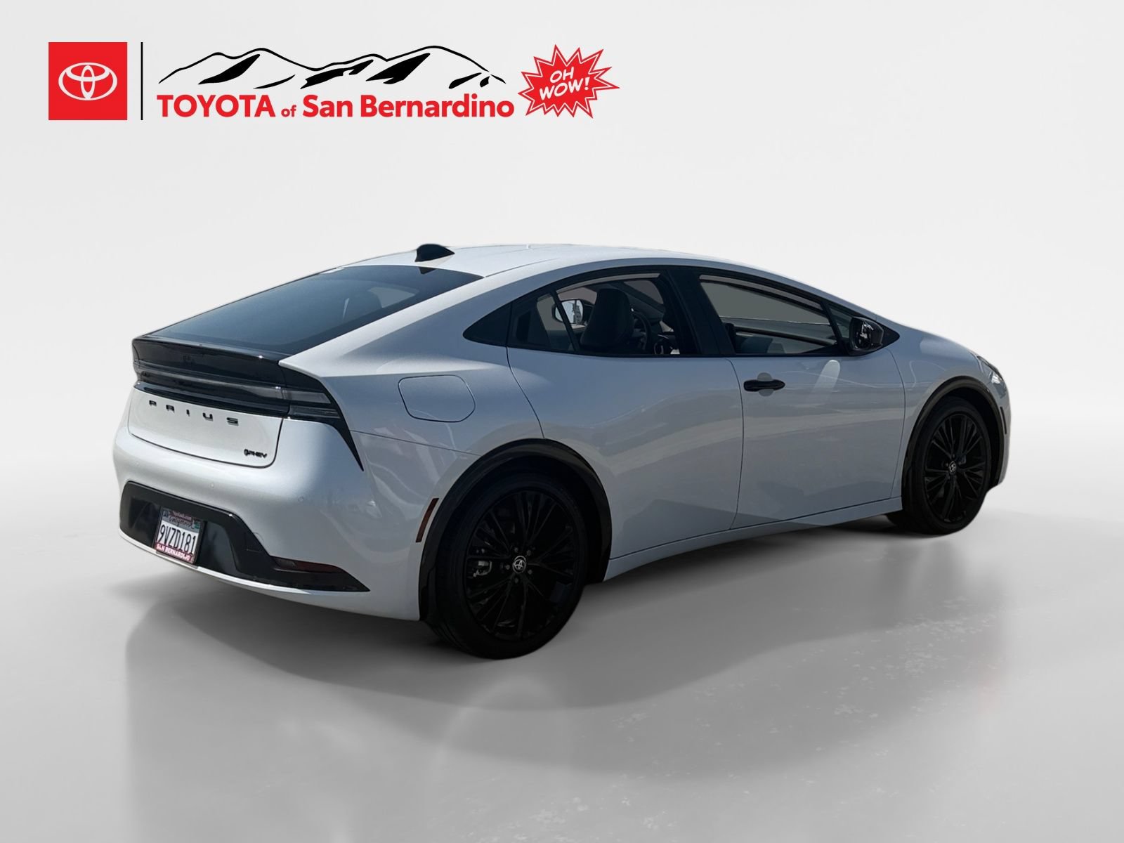 Used 2026 Toyota Prius Plug-In Hybrid FWD image 5