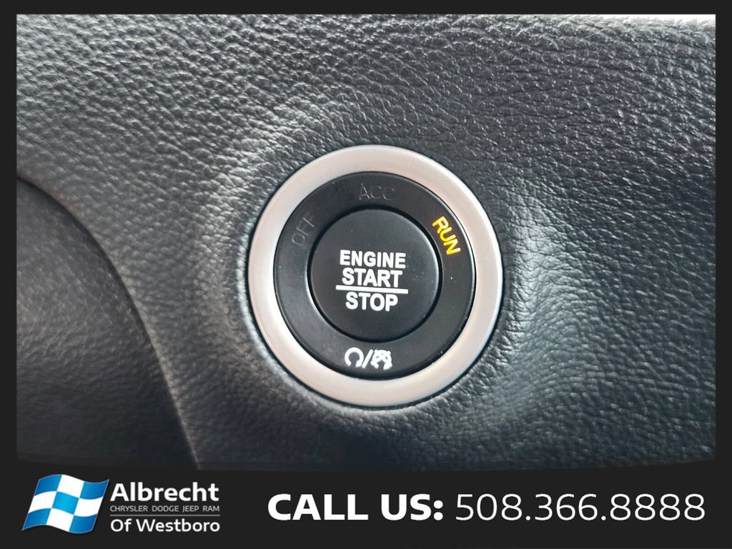 Used 2021 Dodge Challenger R/T Scat Pack RWD image 20