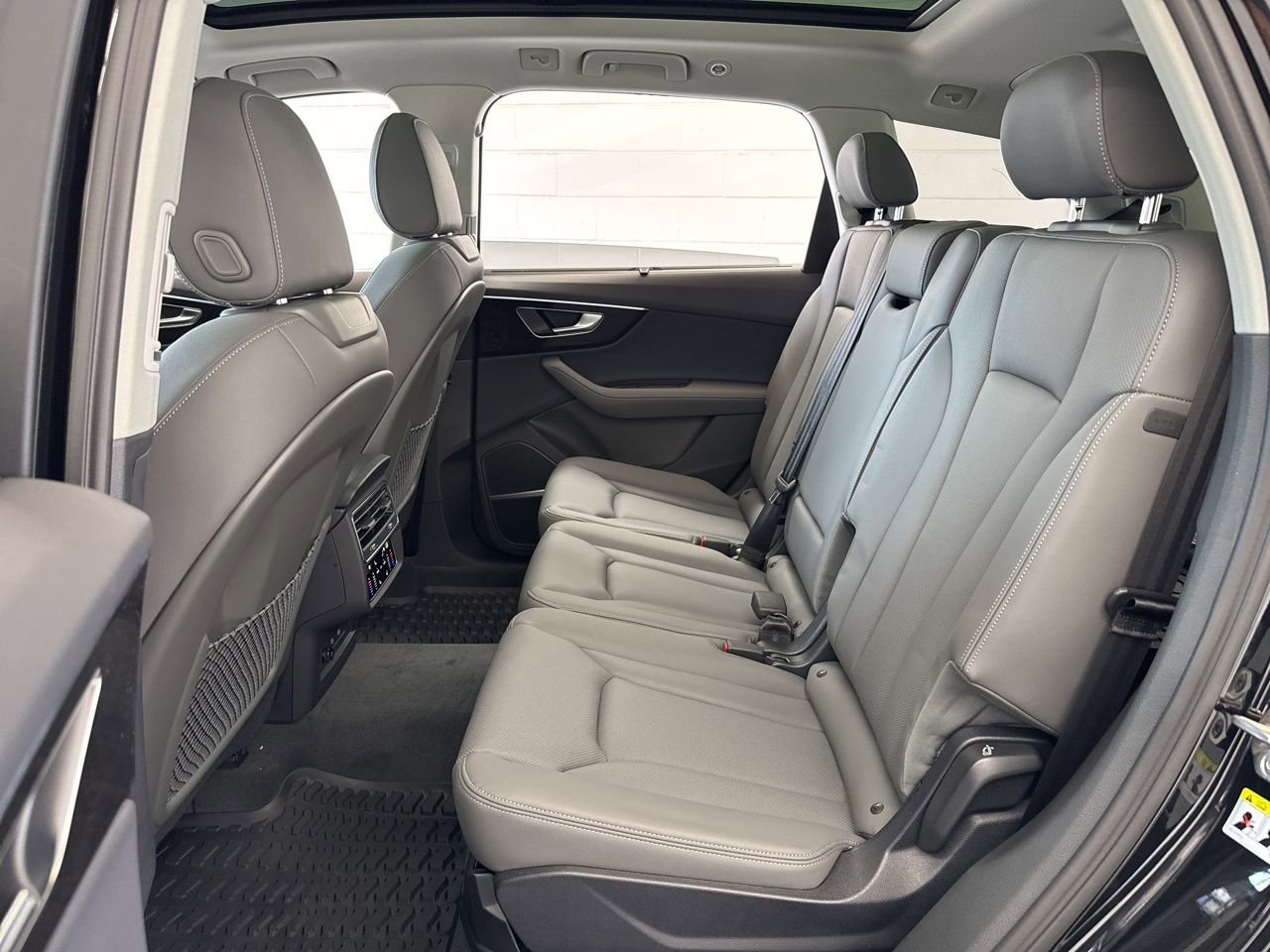 New 2025 Audi Q7 3.0T Premium Plus image 42