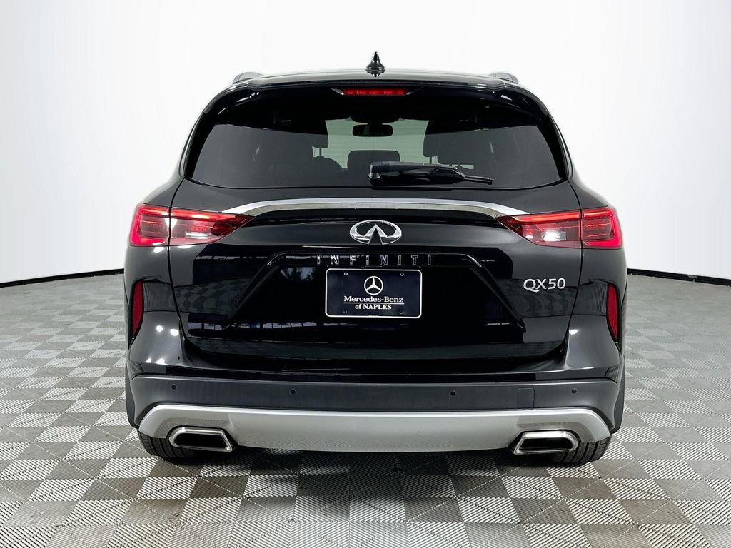 Used 2019 INFINITI QX50 Essential w/ Premium Heat Package AWD/4WD image 6