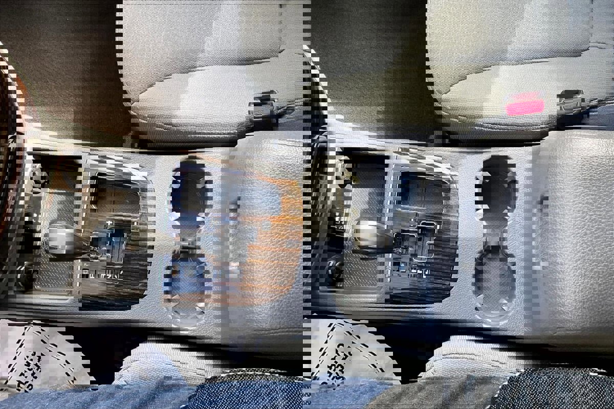 Used 2010 Hyundai Santa Fe GLS image 10