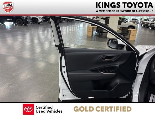Used 2024 Toyota Crown Platinum image 20