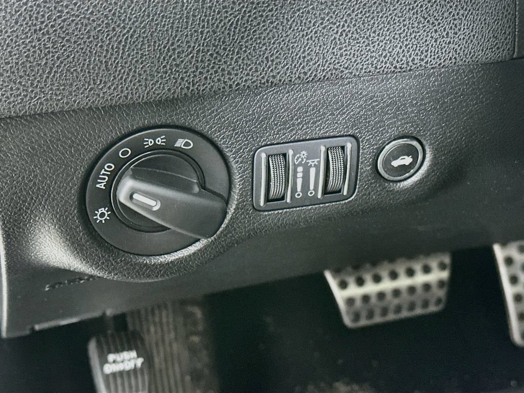 Certified 2023 Dodge Charger R/T w/ Harman/Kardon Audio Group RWD image 18