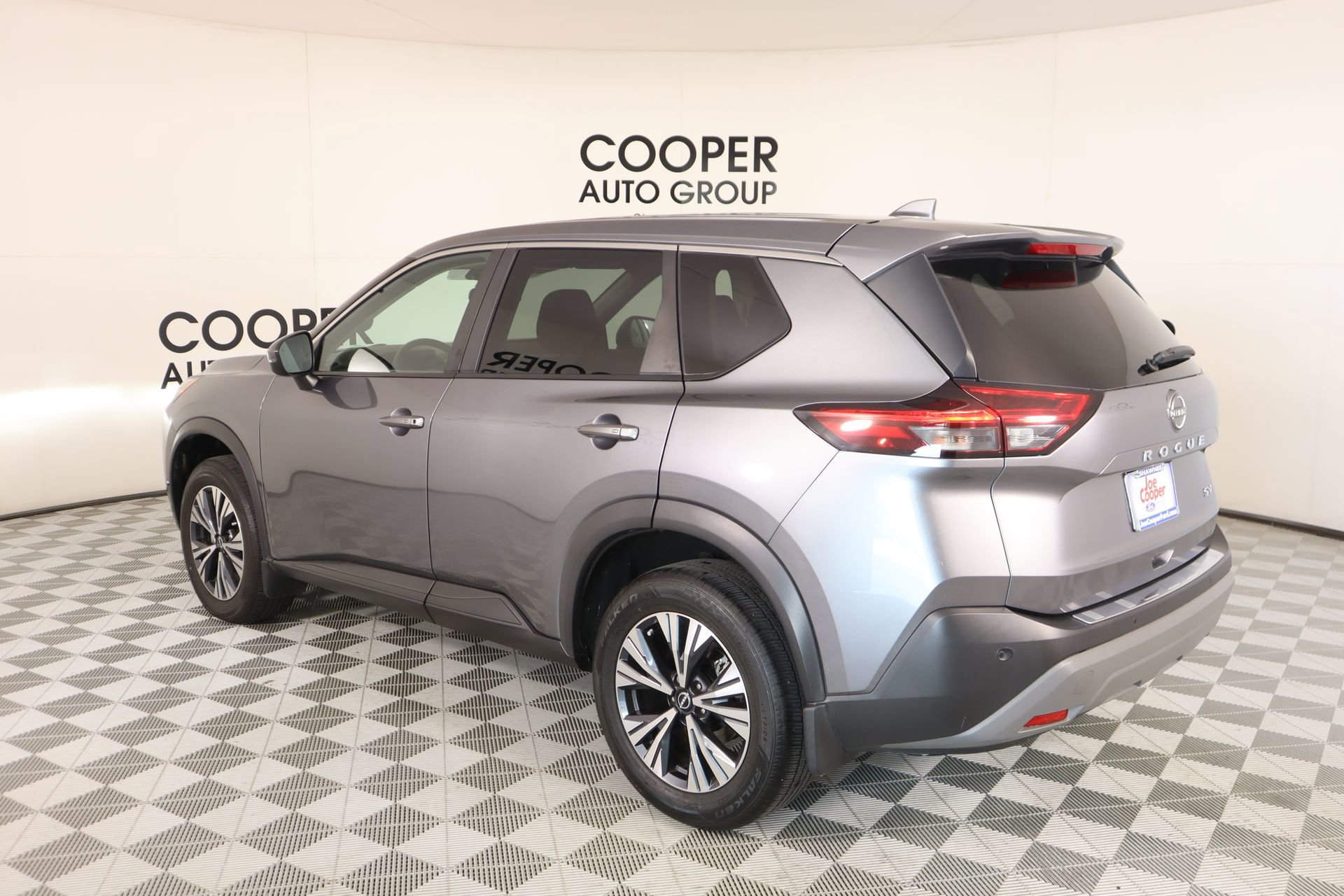 Used 2022 Nissan Rogue SV FWD image 21