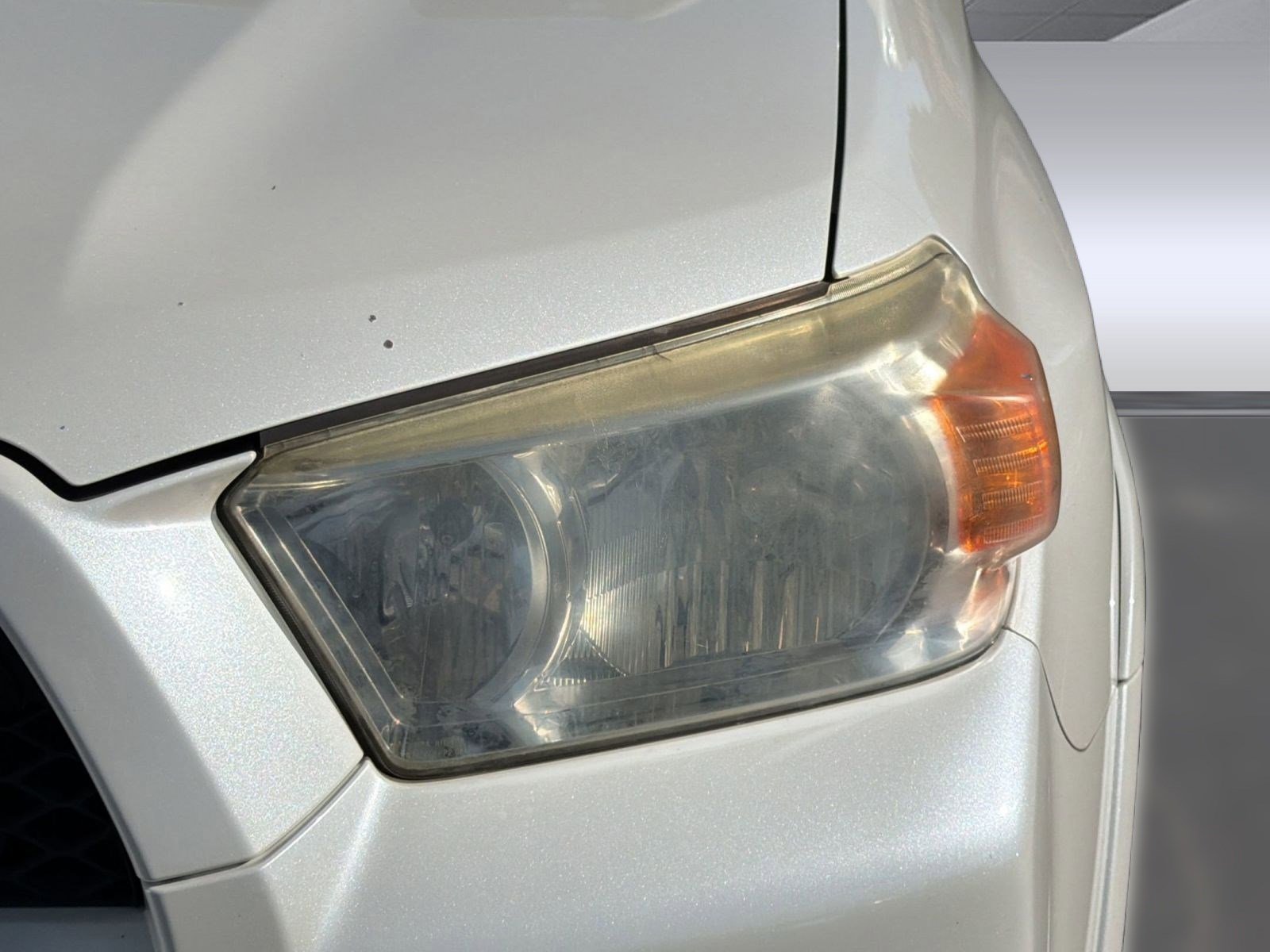 Used 2010 Toyota 4Runner Limited RWD image 10