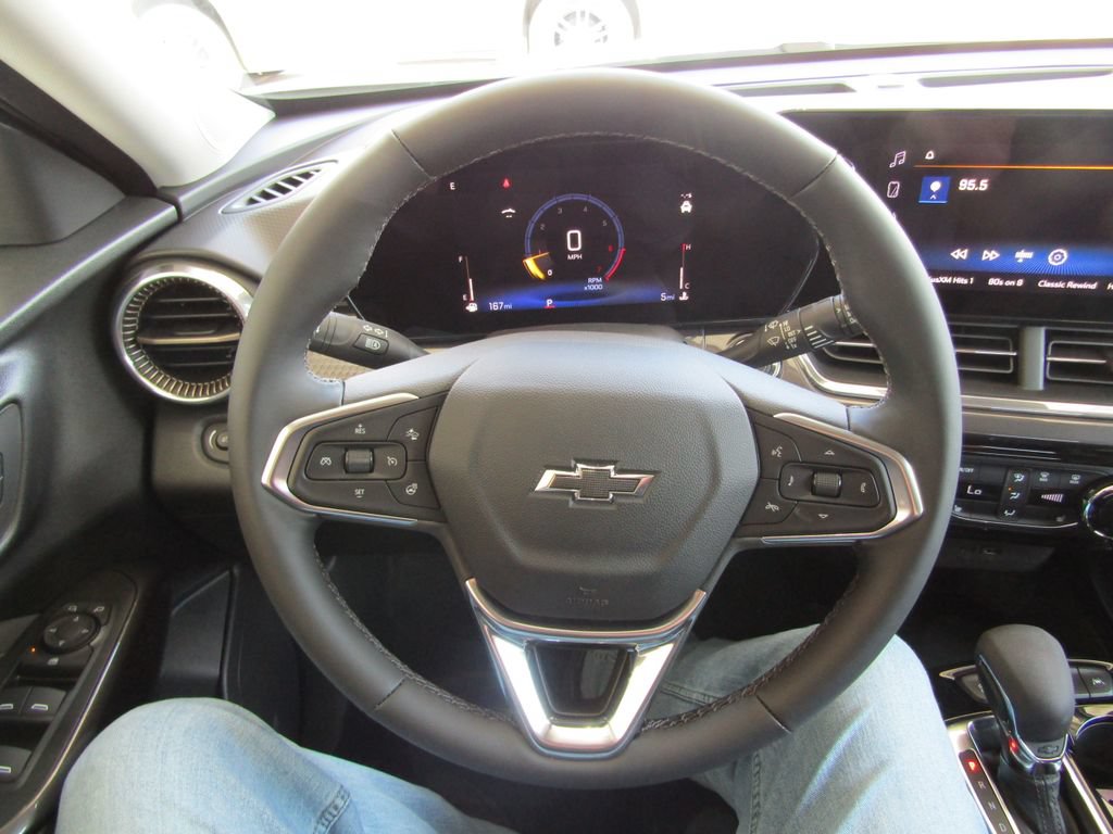New 2026 Chevrolet Trax ACTIV w/ Driver Confidence Package FWD image 23