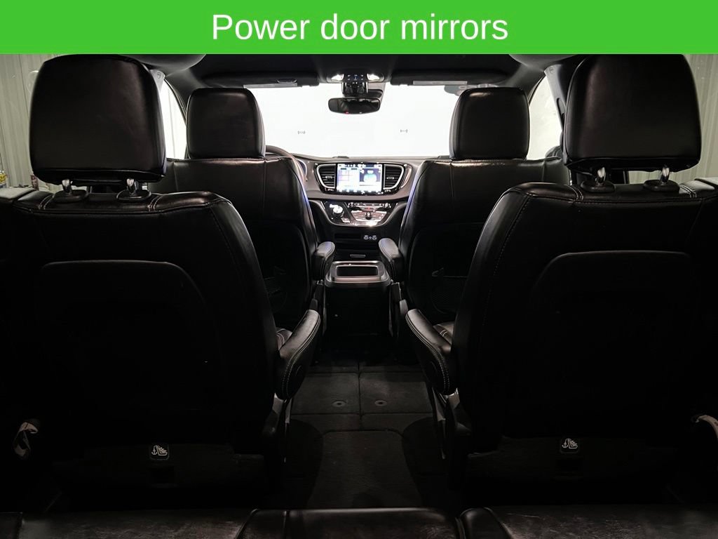 Used 2025 Chrysler Pacifica Select FWD image 33