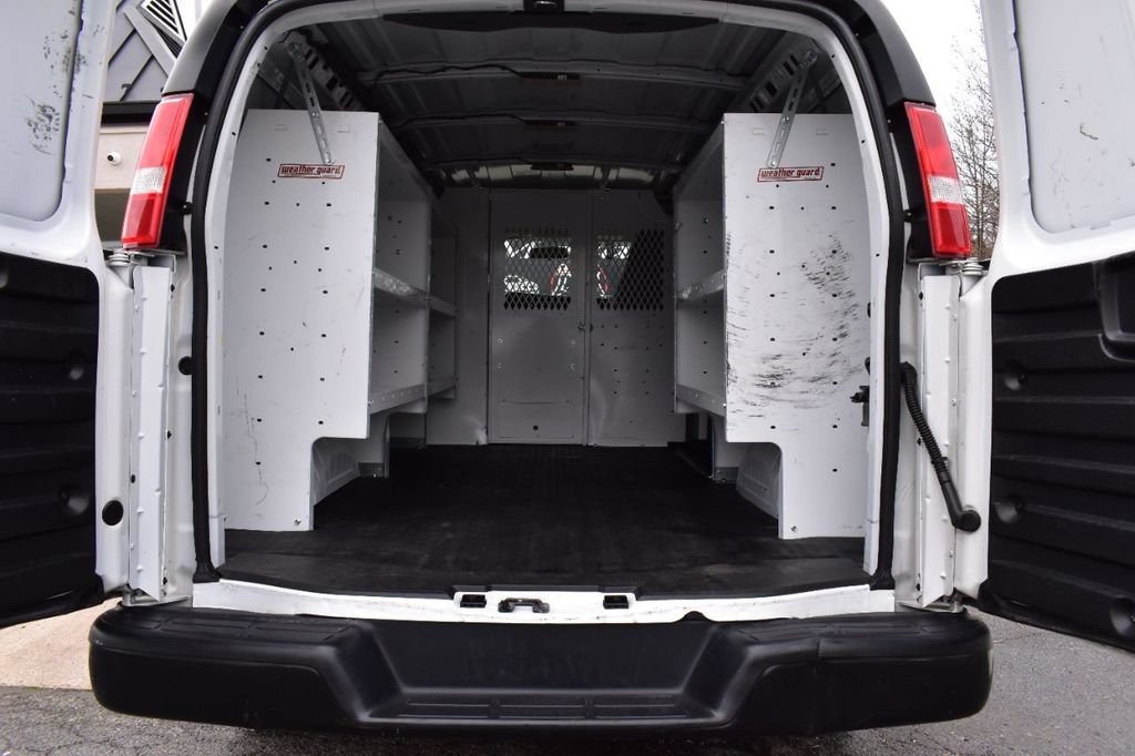 Used 2018 GMC Savana 2500 w/ Communications Package RWD image 20