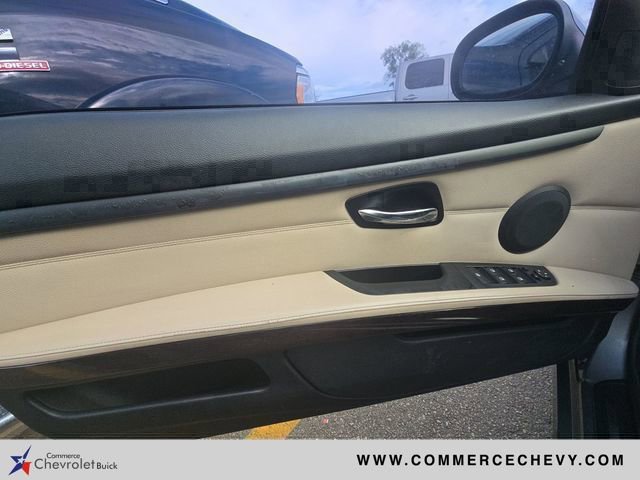Used 2012 BMW 328i Convertible image 13