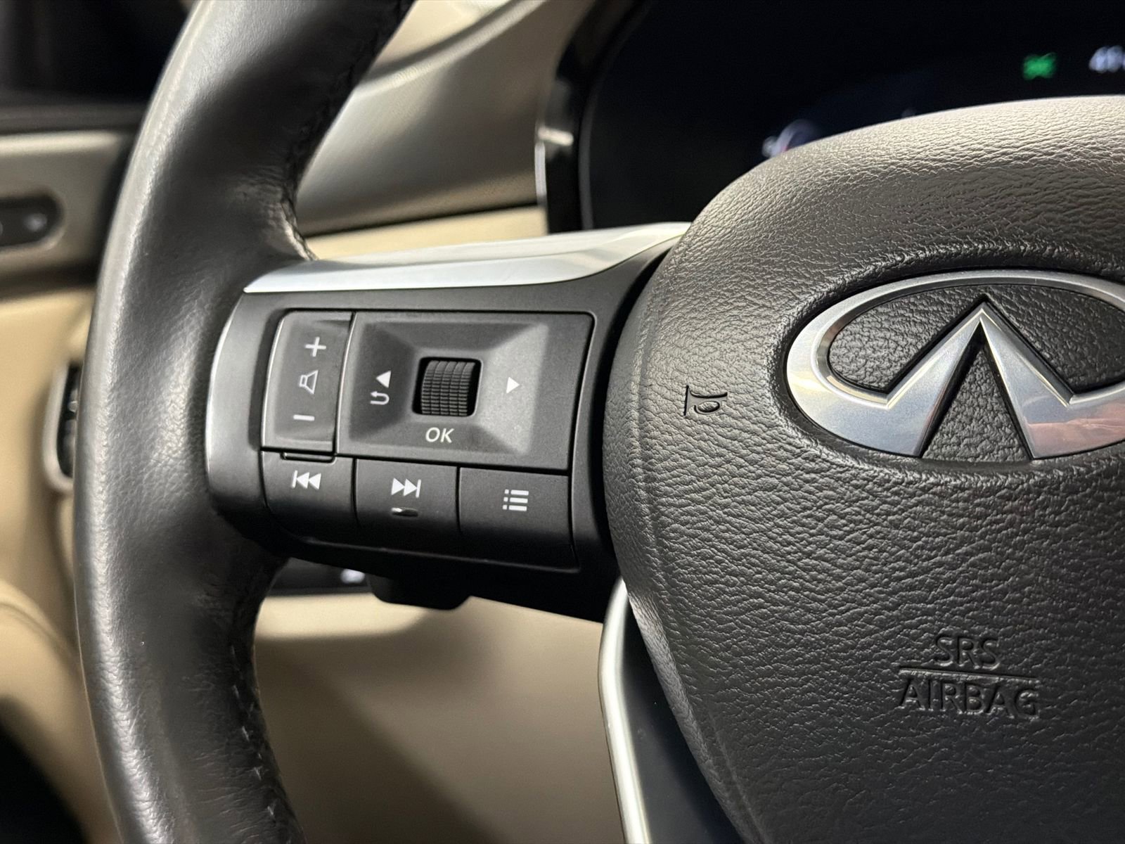 Used 2024 INFINITI QX60 Luxe image 24