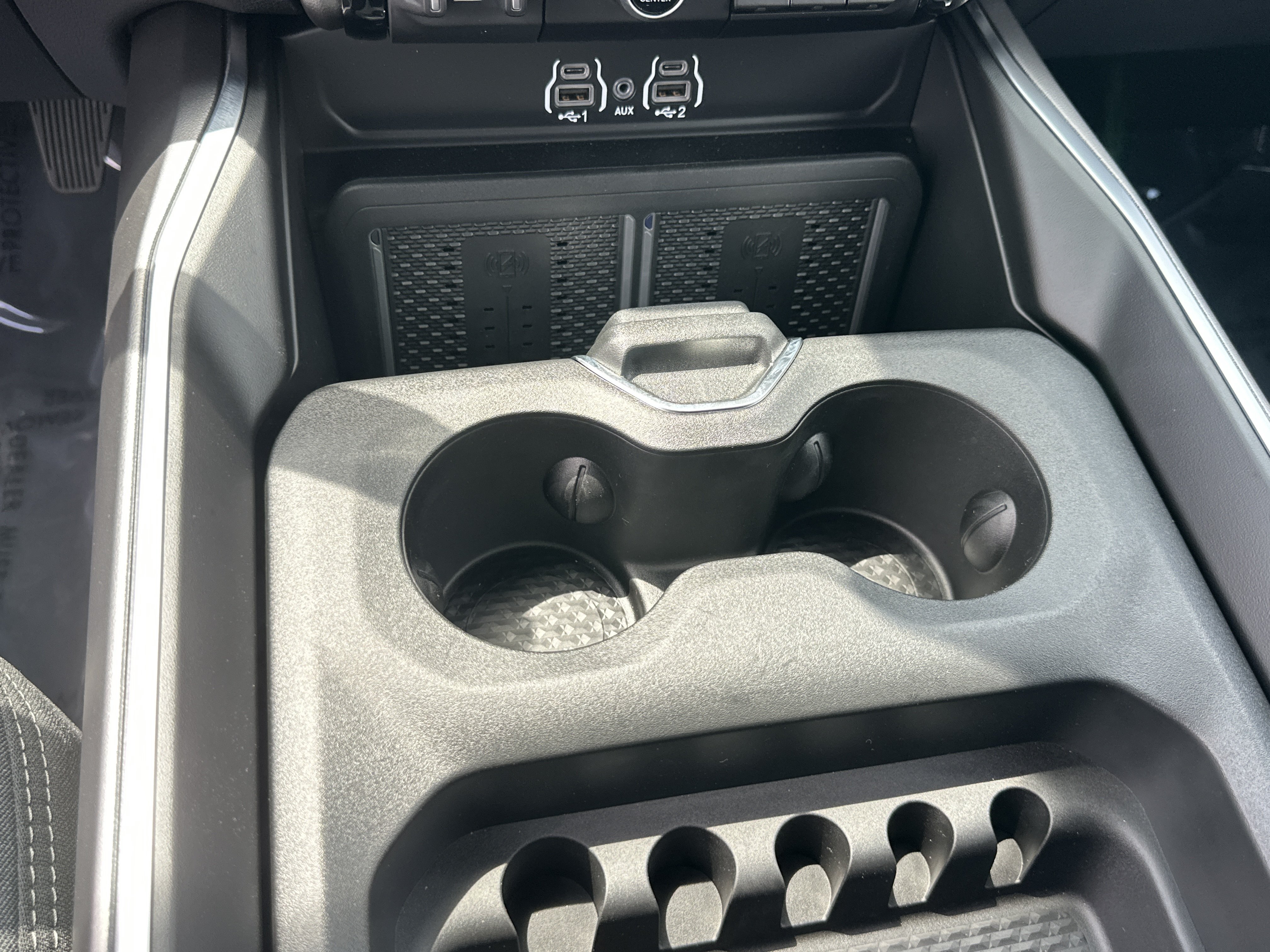 New 2026 RAM 3500 Big Horn AWD/4WD image 5