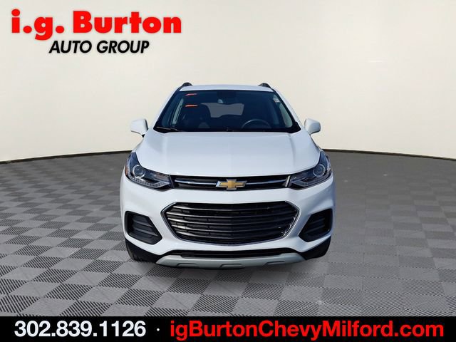 Certified 2022 Chevrolet Trax LT w/ LT Convenience Package image 2