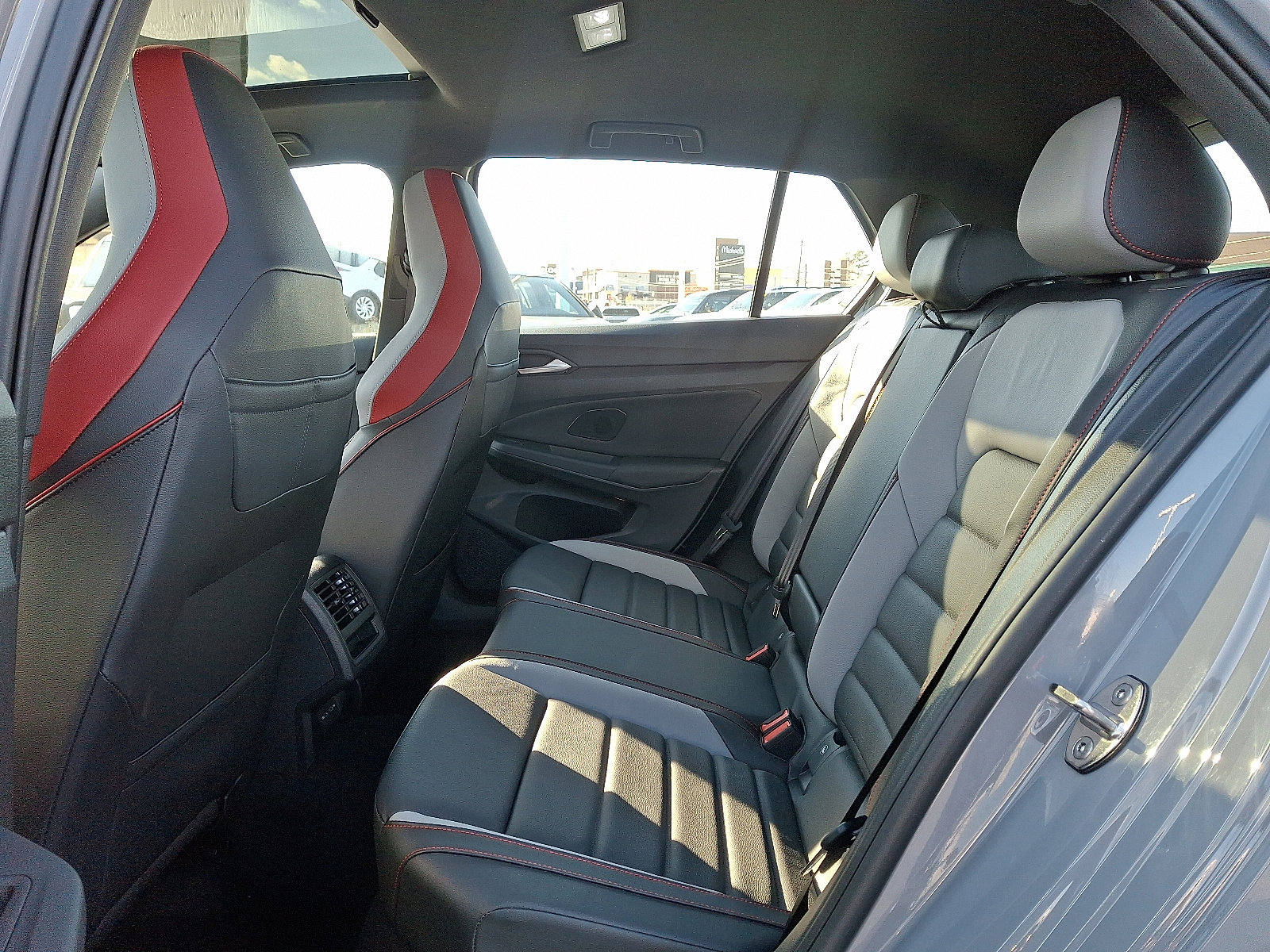 New 2026 Volkswagen GTI SE image 6