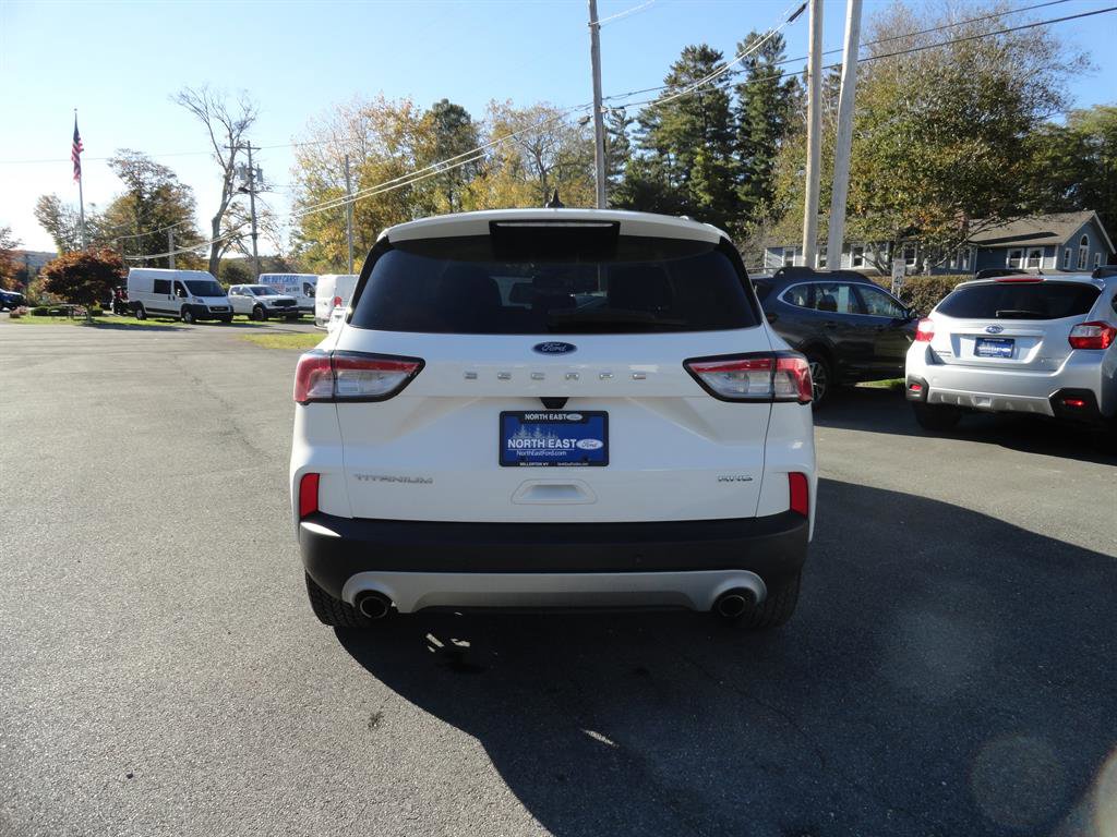 Certified 2021 Ford Escape Titanium image 6