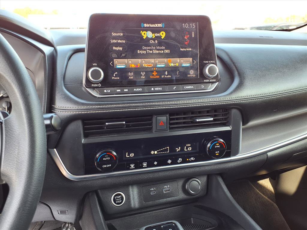 Used 2023 Nissan Rogue SV image 7