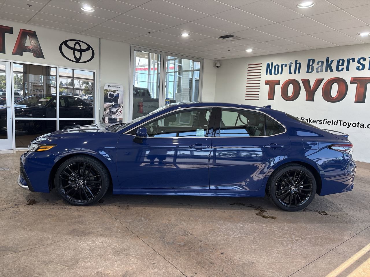 Certified 2024 Toyota Camry XSE FWD image 7