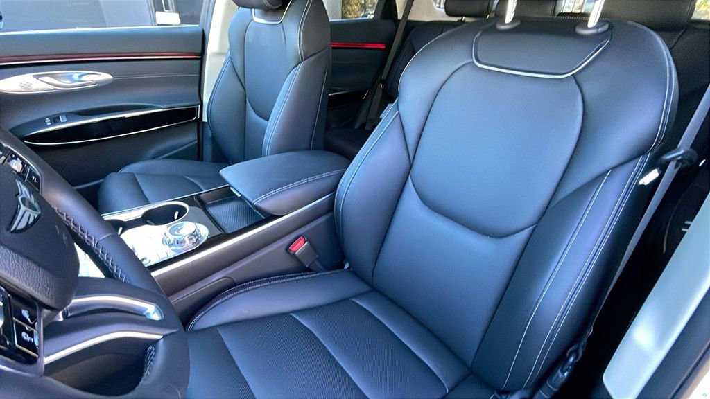 Used 2026 Genesis GV70 2.5T image 15