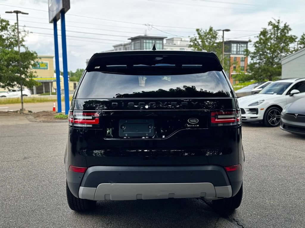 Used 2018 Land Rover Discovery HSE AWD/4WD image 5