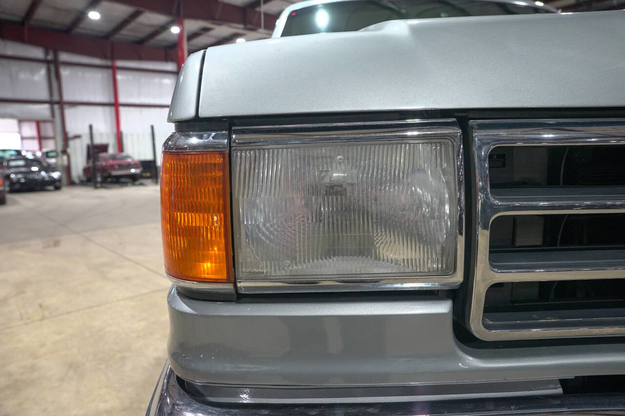 Used 1990 Ford F150 4x4 Regular Cab image 34