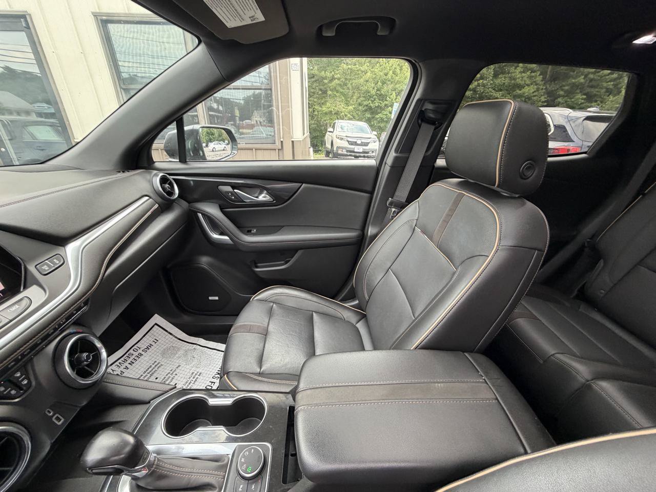 Used 2019 Chevrolet Blazer Premier w/ Sun and Wheels Package AWD/4WD image 19