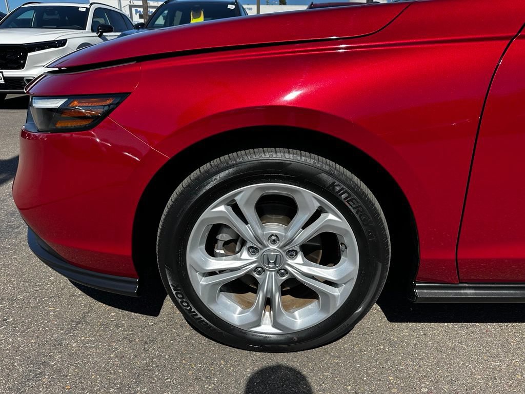 Used 2023 Honda Accord LX image 10