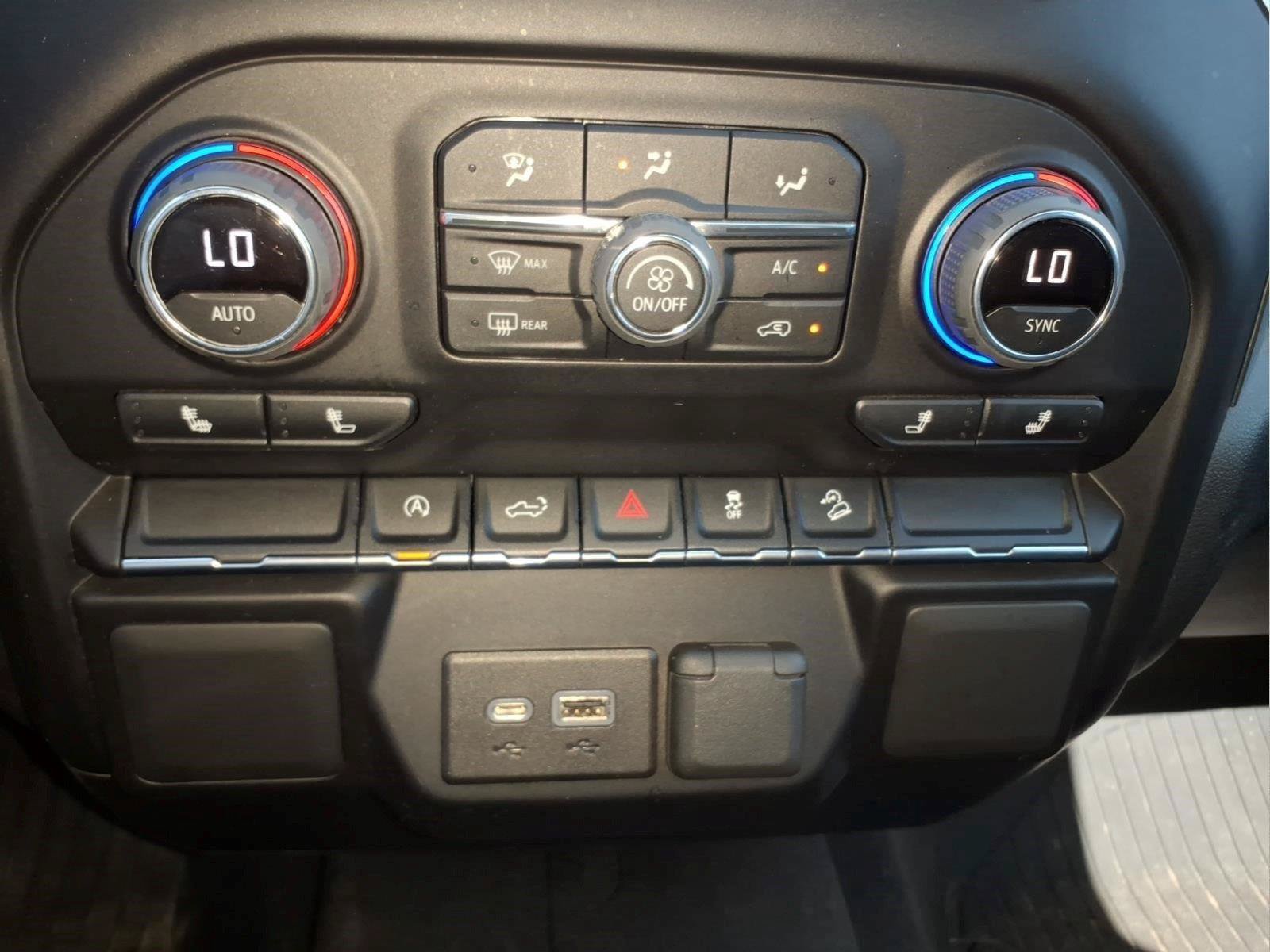 Used 2021 Chevrolet Silverado 1500 LT AWD/4WD image 24