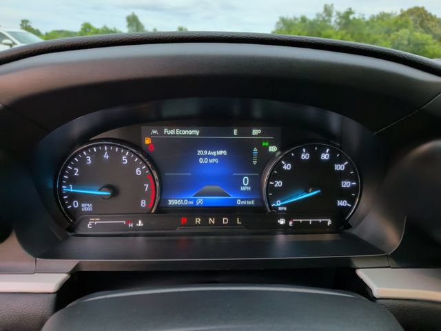 Used 2023 Ford Explorer XLT w/ Equipment Group 202A AWD/4WD image 18
