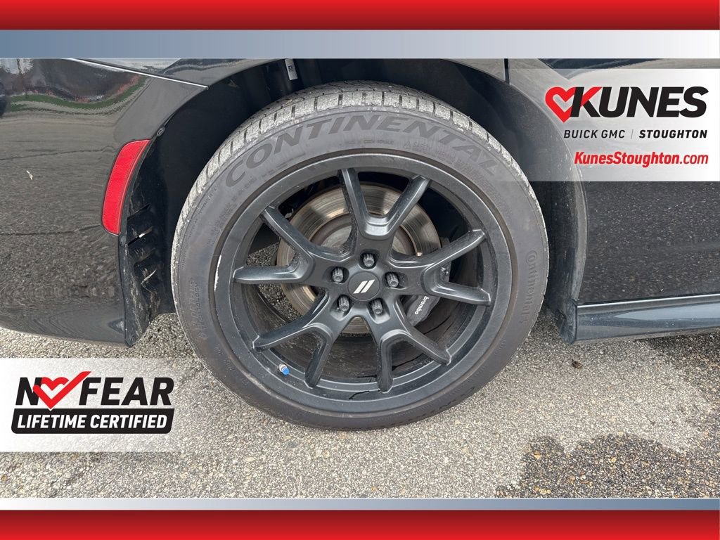 Used 2022 Dodge Charger R/T w/ Performance Handling Group image 15
