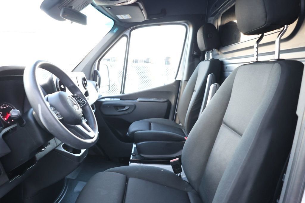 Used 2023 Mercedes-Benz Sprinter 4500 w/ Acoustic Package image 18