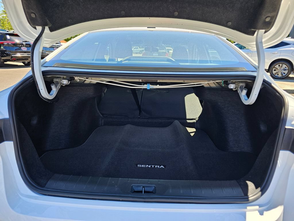 New 2026 Nissan Sentra SV w/ Floor Mat Package FWD image 10
